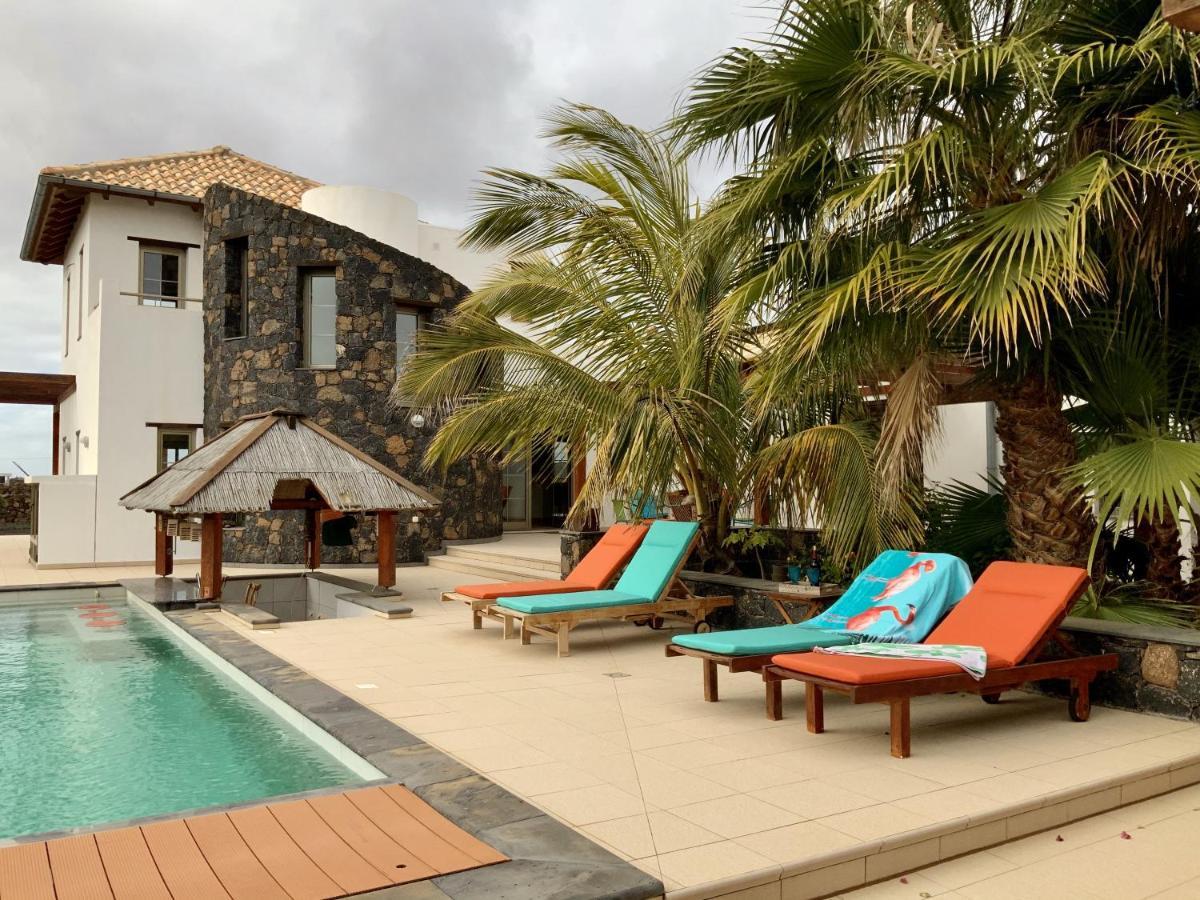 Villa Annunaki Лахарес Екстериор снимка